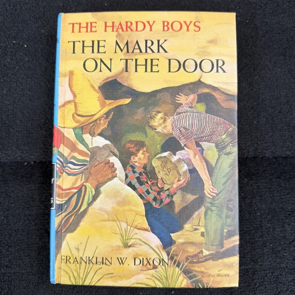 Hardy Boys - The Mark On The Door, Hardcover, Dust Jacket, 1934 Mint